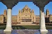 Overview of the facede's luxurious Umaid Bhwan Palace