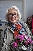 Micheline Presle the party plants Roche-Guyon France ; Micheline Presle is the godmother of the Rose "La Roche-Guyon" to the party to plants "Plants, Pleasures, Passions."