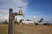 Drinking faucet leaking Papua New-Guinea