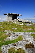 Dolmen Poulnabrone Ireland 