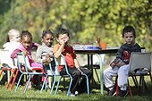 Inventory of insects - At School of Biodiversity ; Project implemented by the Champagne Ardenne region to sensitize children to school on Biodiversity.<br>The AFPAN Green Gold is involved in this project for regional photographers working on this project.