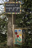 Presentation of the Garden - A School of Biodiversity  ; Project implemented by the Champagne Ardenne region to sensitize children to school on Biodiversity.<br>The AFPAN Green Gold is involved in this project for regional photographers working on this project.