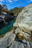 The Gardon de Sainte Croix in the Cévennes, very ancient micaschists of Cambrian/Ordovician age deformed by Hercynian tectonics, Le Martinet, St Etienne Vallée Française, Cévennes, France