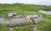 Garenin Blackhouse Village (Gearrannan Baile-Tughaidh on the Isle of Lewis in the Outer Hebrides. Das Blackhouse Village is part museum part holliday accomodation. Europe, Scotland, June