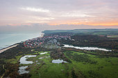 Le marais de Wissant au lever du soleil, Cap Blanc-nez, Côte d'Opale, France