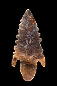 Arrowhead in cut stone with peduncle and wings. Neolithic period. North Africa. 2,9 cm.