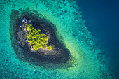 M'titi islet in Mayotte lagoon