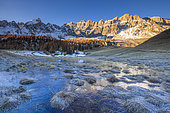Lac des prés Soubeyrand or lac Miroir (2214 m) dominated by the Pics de la Font Sancte (3385 m) and the Crête des Veyrés (3000 m), Ceillac, Queyras Regional Nature Park, Hautes Alpes, France