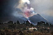 Volcanic eruption in La Palma, Canary Islands (09/19 to 12/25/2021). The origin of the eruption occurred in the Cumbre Vieja ridge, southwest of the island, municipality of El Paso. On February 9, 2023, its name as Tajogaite Volcano was made official.
