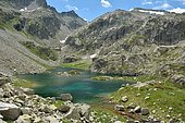 Soussouéou Valley: Carnau Lake, Pyrenees National Park, Ossau Valley, Pyrénées Atlantiques, France