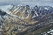 Gates of the arctic National Park. Brooks Mountains, main range of Gates of the Arctic National Park, Alaska, USA