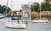 "Drinking water" sign, small port of Conleau, Vannes, Morbihan, Southern Brittany, France