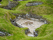 Skara Brae or Skerrabra, a neollithic settlement on Orkney Mainland, part of UNESCO World Heritage Heart of Neolithic Orkney and one of the great attractions of Orkney. Europe, Great Britain, Scotland Northern Isles, Orkney