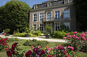 Rose bushes, Frescatelly pavilion, Metz botanical garden, Montigny les Metz, Moselle, France