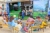 Downtown farm with educational lesson on milk "milk comes from cows, not from a pack", Le Mans, Sarthe, France