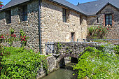 Sainte-Suzanne, Water from the Erve River feeds several mills and old wash houses, medieval town that defied William the Conqueror, town perched on a 70-meter rocky outcrop, most beautiful villages in France, small town full of character, Mayenne, France