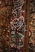 Love messages left at the entrance to Juliet's House, Verona, Veneto, Italy