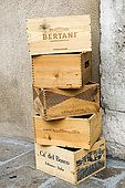 Empty boxes outside La Bottiglieria wine shop, Bassano del Grappa, Veneto, Italy. tel: 0424 523993