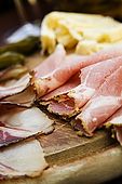 Plate of local meats and cheeses. Taverna al Ponte, Bassano del Grappa, Veneto, Italy. tel: 0424 503662