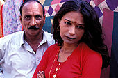 Pakistan - Hijra, les demi-femmes du Pakistan - Gulama et son 'fiancé' 