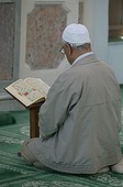 Turquie, Istanbul, Kuran reading