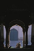 Pakistan, Punjab, Lahore, fort, palais des miroirs ou Sheesh Mahal, arche
